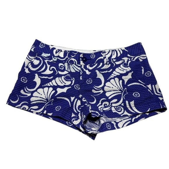 Lilly Pulitzer Blue and White walsh shorts - Picture 2 of 9